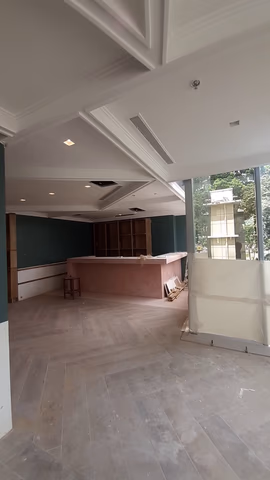 Oui Bistro Lounge — remodelación de bistró francés, Las Mercedes